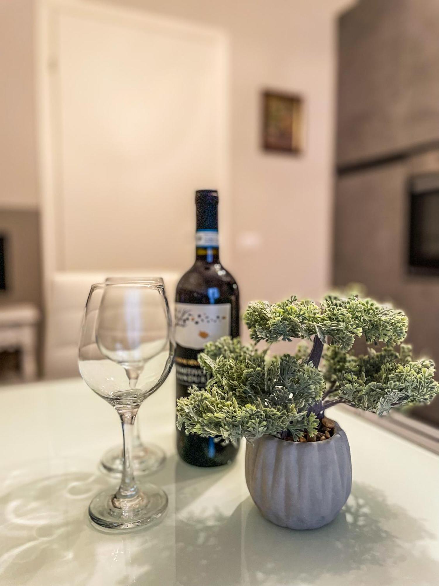 La Casa Bianca Apartment Верчели Екстериор снимка